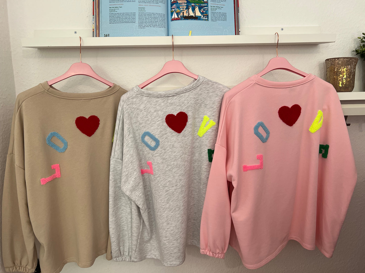 Sweatshirt Love in verschiedenen Farben