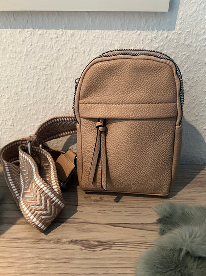 Crossbody mit Stoffgurt