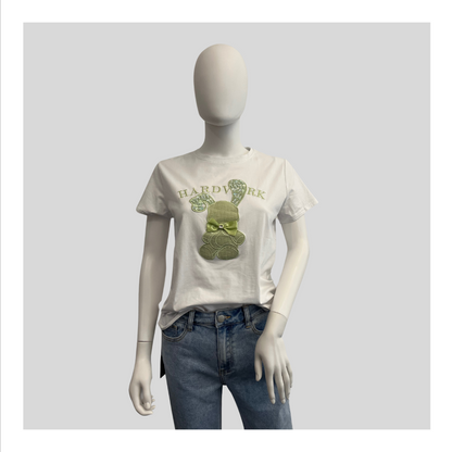T-Shirt "Lindgrüner Hase" 🤍